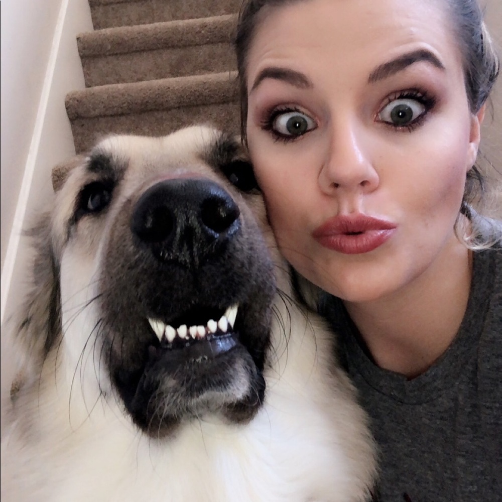 Meet your Posher, Chelsi